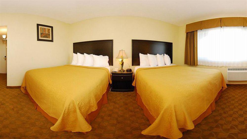 Hollies Hotel & Suites Calexico Exteriör bild
