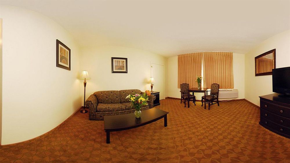 Hollies Hotel & Suites Calexico Exteriör bild
