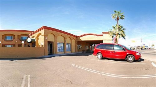 Hollies Hotel & Suites Calexico Exteriör bild